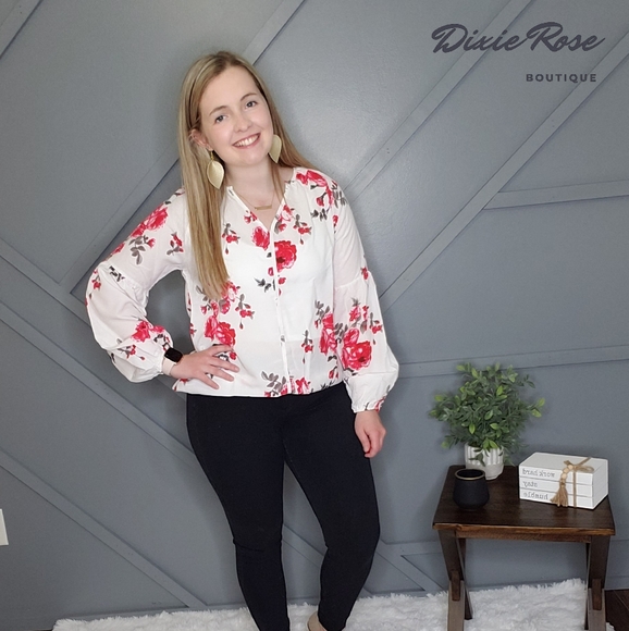 Flower Blouse - Picture 1 of 1
